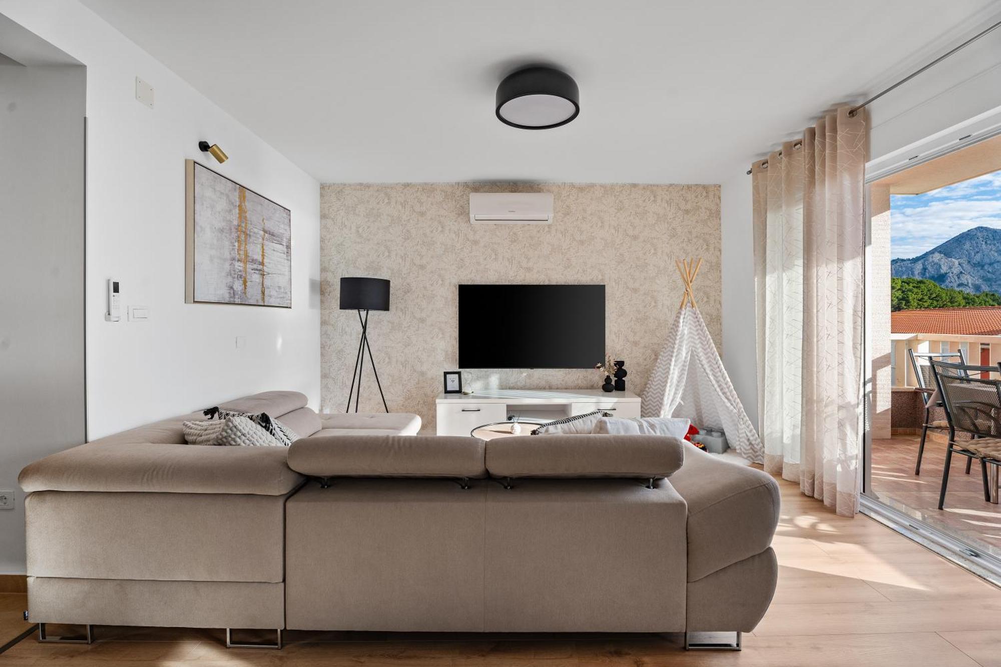 Apartments Bakota Омиш Экстерьер фото