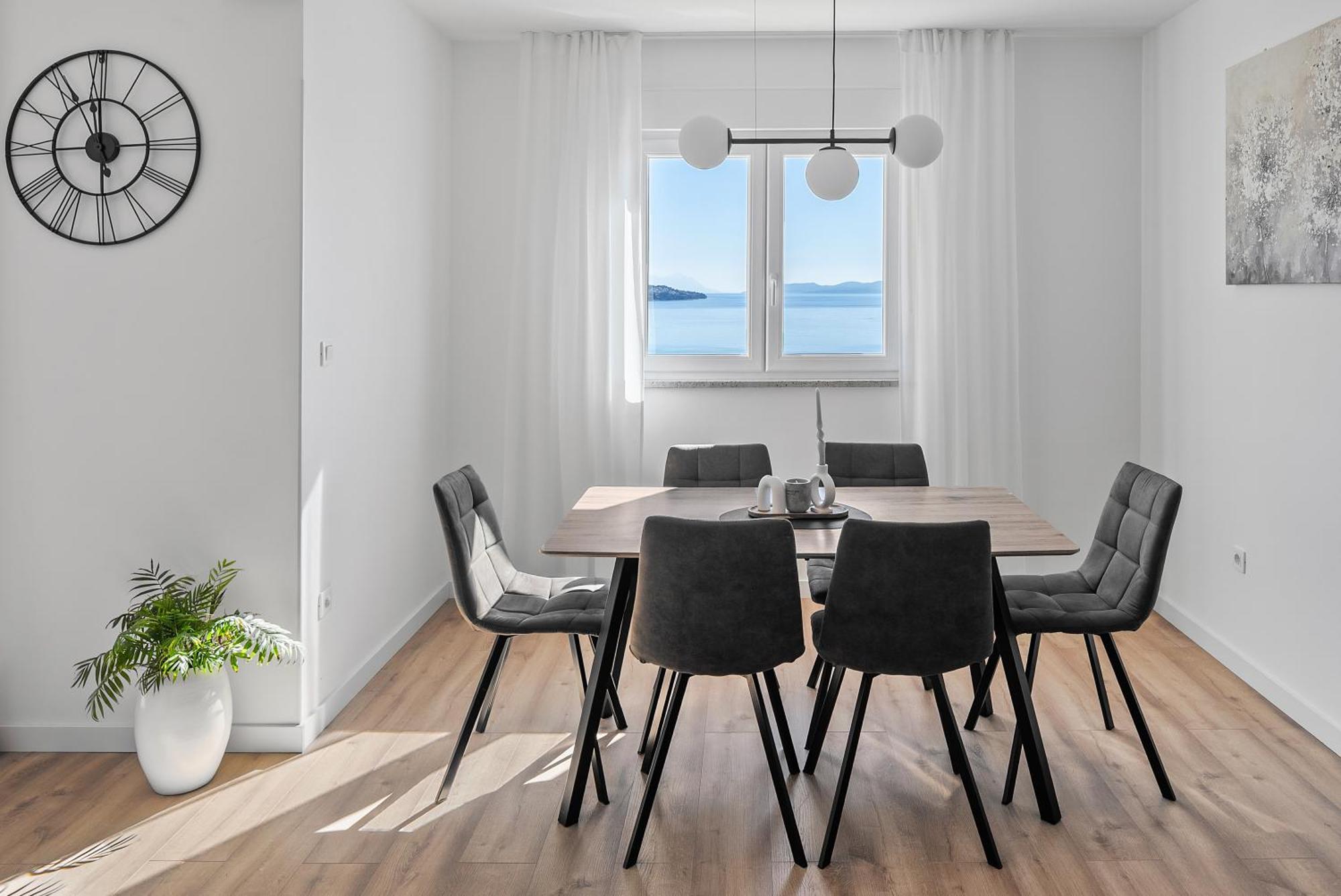 Apartments Bakota Омиш Экстерьер фото